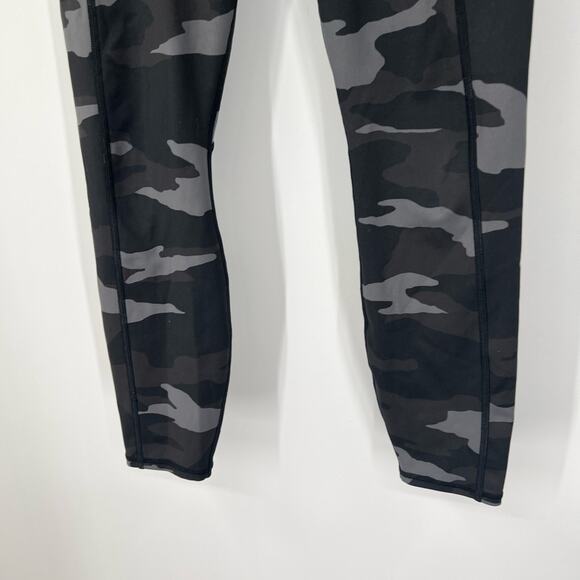 Athleta Camo Contender 7/8 Tight Leggings - Picture 3 of 9